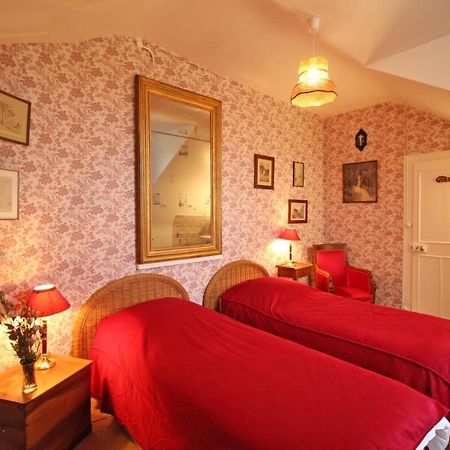 Bed and Breakfast Domaine De Bort Saint-Priest-Taurion Екстер'єр фото
