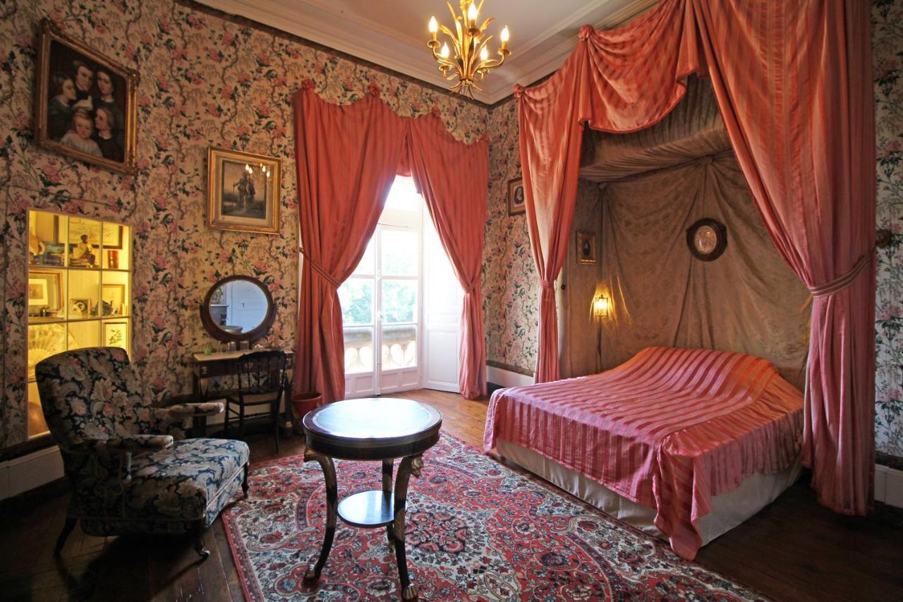 Bed and Breakfast Domaine De Bort Saint-Priest-Taurion Екстер'єр фото