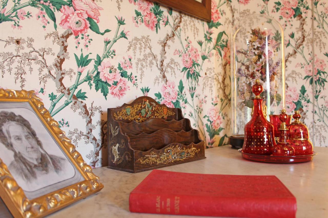 Bed and Breakfast Domaine De Bort Saint-Priest-Taurion Екстер'єр фото