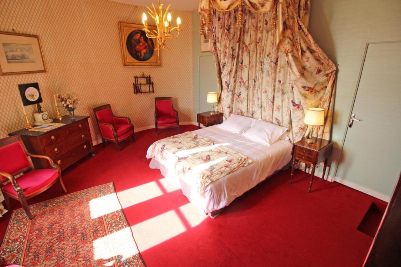 Bed and Breakfast Domaine De Bort Saint-Priest-Taurion Екстер'єр фото